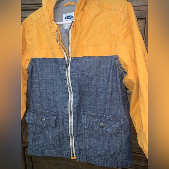 Old Navy zip up jacket - Picture 3 of 4